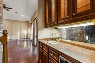 22 Thornhill Oaks Dr, Houston, TX 77015 - Photo 15