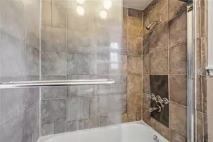 1409 Maryland St, Houston, TX 77006 - Photo 19