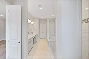 3508 Bridgewater Oaks Ln, Houston, TX 77055 - Photo 9