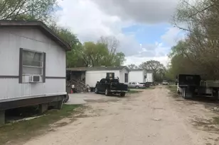 3182 Brownie Campbell Rd, Houston, TX 77038 - Photo 3