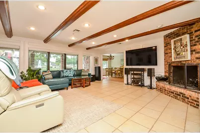 626 Longview Drive, Sugar Land, TX 77478 - Photo 15