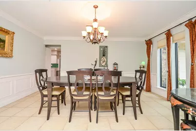 626 Longview Drive, Sugar Land, TX 77478 - Photo 5