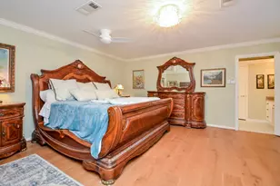 626 Longview Dr, Sugar Land, TX 77478 - Photo 23
