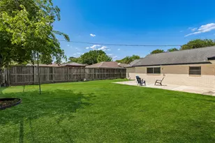 5811 Birchmont Dr, Houston, TX 77092 - Photo 15