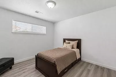 5811 Birchmont Drive, Houston, TX 77092 - Photo 11