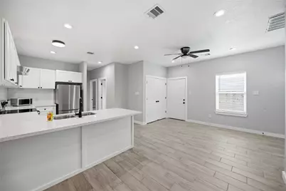 426 New Mexico Street #B, Houston, TX 77029 - Photo 7