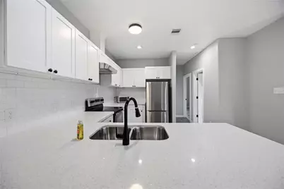 426 New Mexico Street #B, Houston, TX 77029 - Photo 1