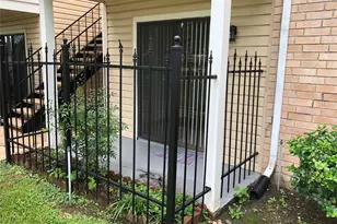 2750 Holly Hall St, Houston, TX 77054 - Photo 25