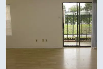 2750 Holly Hall Street #119, Houston, TX 77054 - Photo 9
