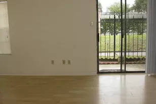 2750 Holly Hall St, Houston, TX 77054 - Photo 9