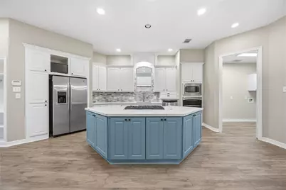 14003 Southern Spring Lane, Houston, TX 77044 - Photo 7
