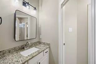 14003 Southern Spring Ln, Houston, TX 77044 - Photo 37