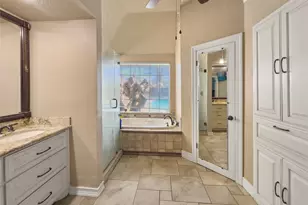 106 Mockingbird Ln, Bridge City, TX 77611 - Photo 13