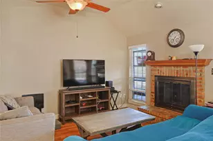 106 Mockingbird Ln, Bridge City, TX 77611 - Photo 7