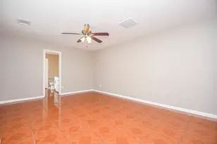 2926 Yearling Colt Ct, Houston, TX 77038 - Photo 7