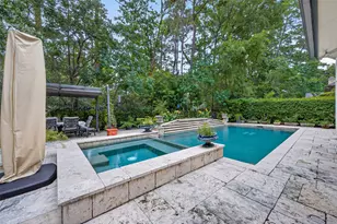 22 Frontenac Way, The Woodlands, TX 77382 - Photo 33