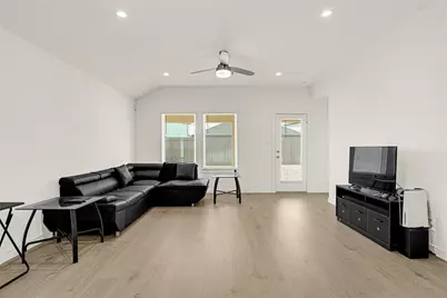 13102 Tuscany Creek, Arcola, TX 77545 - Photo 5