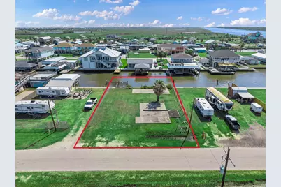 1295 N Crystal Beach Road, Crystal Beach, TX 77650 - Photo 7