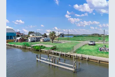 1295 N Crystal Beach Road, Crystal Beach, TX 77650 - Photo 13