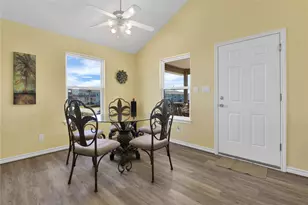 4023 Grayson Dr, Galveston, TX 77554 - Photo 13