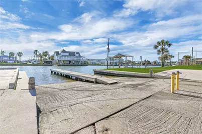 4023 Grayson Dr, Galveston, TX 77554 - Photo 29