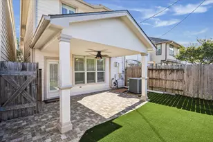 1327 Ella Pl, Houston, TX 77008 - Photo 33