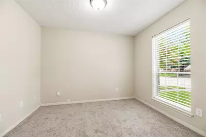 6931 Sandy Knolls Drive, Spring, TX 77379 - Photo 9
