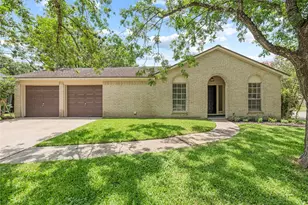 6931 Sandy Knolls Dr, Spring, TX 77379 - Photo 5