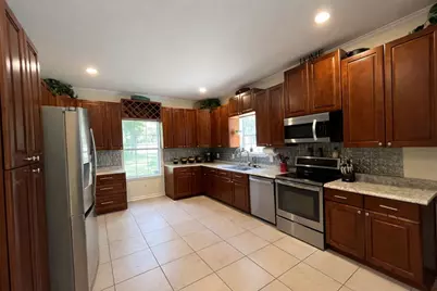 15392 Paradise Point Drive, Willis, TX 77318 - Photo 13