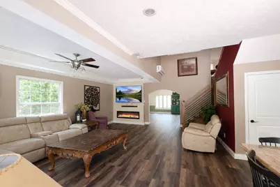 15392 Paradise Point Drive, Willis, TX 77318 - Photo 9