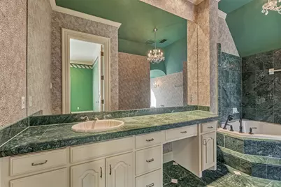 206 N Tranquil Path, The Woodlands, TX 77380 - Photo 35