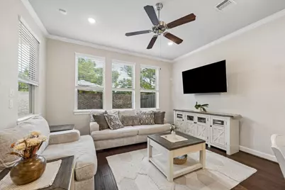 10608 Centre Glade Drive, Houston, TX 77043 - Photo 17