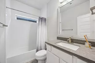 10608 Centre Glade Dr, Houston, TX 77043 - Photo 23