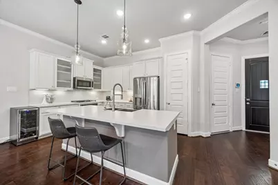 10608 Centre Glade Drive, Houston, TX 77043 - Photo 7