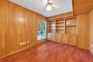 1698 Creekside Dr, Sugar Land, TX 77478 - Photo 35