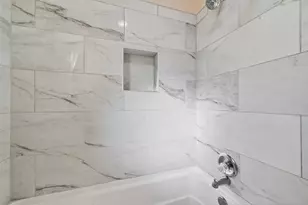 1698 Creekside Dr, Sugar Land, TX 77478 - Photo 29