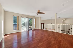 1698 Creekside Dr, Sugar Land, TX 77478 - Photo 33