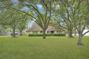 505 Oak Dr, Friendswood, TX 77546 - Photo 49