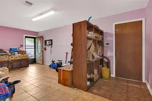 505 Oak Dr, Friendswood, TX 77546 - Photo 19