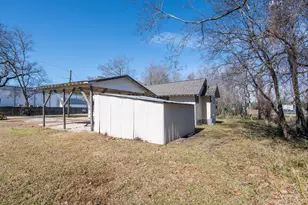 1007 E Main St, Tomball, TX 77375 - Photo 9
