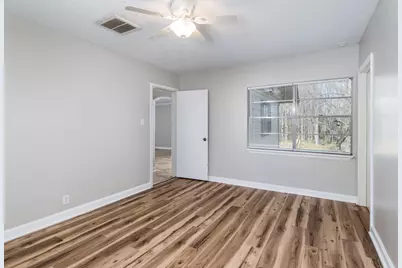 1007 E Main Street, Tomball, TX 77375 - Photo 23