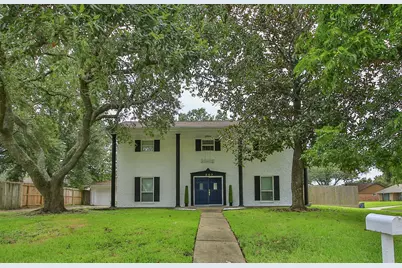 207 Burgundy Lane, League City, TX 77573 - Photo 1