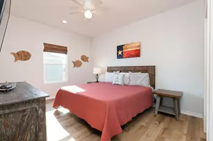 2285 E Lobster St, Crystal Beach, TX 77650 - Photo 5