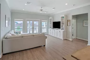 973 Sea Breeze, Crystal Beach, TX 77650 - Photo 21