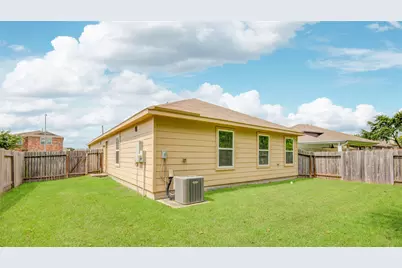 2111 Denridge Drive, Houston, TX 77038 - Photo 23