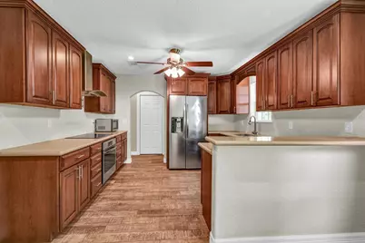 4764 County Road 31, Angleton, TX 77515 - Photo 13