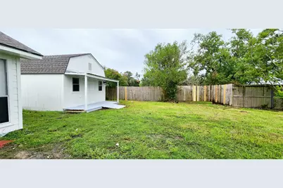 129 Wagon Lane Loop Lane N, Angleton, TX 77515 - Photo 35