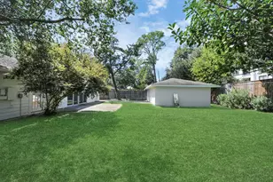 7610 Highmeadow Dr, Houston, TX 77063 - Photo 7