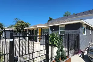 3339 Simmons St, Houston, TX 77004 - Photo 1