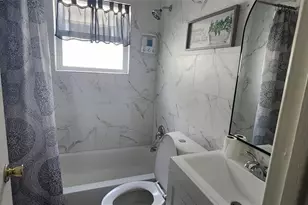 3339 Simmons St, Houston, TX 77004 - Photo 9